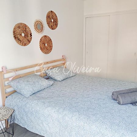 Casa Oliveira - Sunny 2-Bed Retreat Steps From The Beach Armacao de Pera Exterior photo